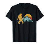 Great Retro Bigfoot Silhouette Mountain Sun Believe! Men's T-Shirt Black